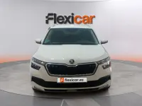 Usado Skoda Kamiq Selection 116 CV (85 kW) 2024 Blanco SUV