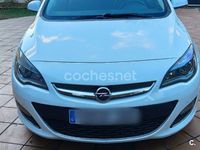 Usado Opel Astra Excellence 140 CV (102 kW) 2014 Blanco Berlina