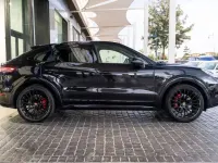 Usado Porsche Cayenne E-Hybrid 462 CV (339 kW) 2023 Negro SUV
