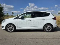 Usado Ford C-MAX Trend 120 CV (88 kW) 2016 Blanco Monovolumen