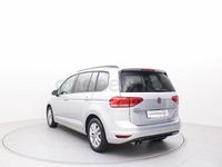 Usado VW Touran Advance 150 CV (110 kW) 2016 Gris / plata Monovolumen