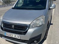 Begagnad Peugeot Partner Tepee Active 100 HK (73 kW) 2016 Grå Minibuss