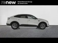 Usado Renault Arkana Evolution 140 CV (102 kW) 2025 Blanco SUV