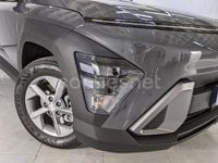 Nuevo Hyundai Kona 100 CV (73 kW) 2025 Gris / plata SUV