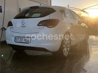 Używany Opel Astra Selective 110 KM (80 kW) 2011 Biały Sedan/Limuzyna