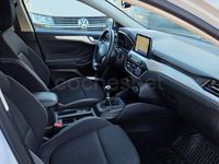 Usado Ford Focus Trend 125 CV (91 kW) 2021 Blanco Berlina