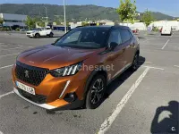 Usado Peugeot 2008 GT-line 130 CV (95 kW) 2020 Naranja SUV