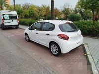 Usado Peugeot 208 Access 75 CV (55 kW) 2017 Blanco Utilitario