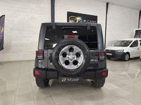 Usado Jeep Wrangler Rubicon 200 CV (147 kW) 2018 Gris / plata SUV