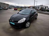Usado Renault Clio II Authentique 86 CV (63 kW) 2006 Negro Utilitario