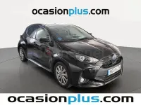 Usado Toyota Yaris Hybrid Active 116 CV (85 kW) 2022 Negro Berlina
