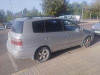 Usado Kia Carens EX 111 CV (81 kW) 2005 Gris Monovolumen