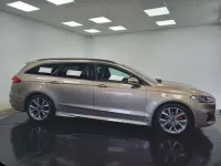 Usado Ford Mondeo ST-Line 186 CV (136 kW) 2020 Gris Familiar