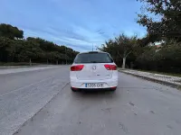 Usado Seat Altea XL Style 105 CV (77 kW) 2010 Blanco Monovolumen