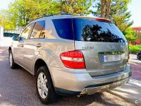 Usado Mercedes ML350 272 CV (200 kW) 2006 Gris / plata SUV