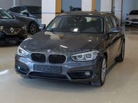 Usado BMW 118 150 CV (110 kW) 2019 Gris / plata Utilitario