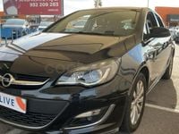 Usado Opel Astra Excellence 110 CV (80 kW) 2013 Negro Familiar