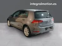 Usado VW Golf VII Advance 150 CV (110 kW) 2018 Gris Berlina