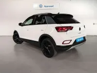 Usado VW T-Roc 116 CV (85 kW) 2025 Blanco SUV
