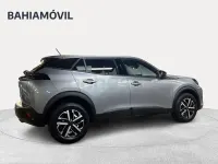 Usado Peugeot 2008 Active 100 CV (73 kW) 2024 Gris / plata SUV
