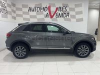 Usado VW T-Roc Sportline 150 CV (110 kW) 2022 Gris / plata SUV