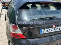Usado Honda Civic Sport 110 CV (80 kW) 2003 Negro Berlina