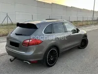 Usado Porsche Cayenne 240 CV (176 kW) 2012 Gris / plata SUV