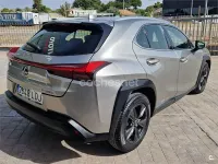 Usado Lexus UX Business Edition 184 CV (135 kW) 2019 Beige SUV
