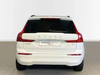 Usado Volvo XC60 Momentum 197 CV (144 kW) 2021 Blanco SUV
