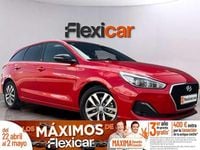 Usado Hyundai i30 GO! 120 CV (88 kW) 2019 Rojo Familiar