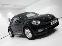 Usado VW Beetle Edition 105 CV (77 kW) 2013 Negro Utilitario