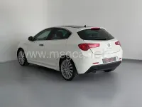 Usado Alfa Romeo Giulietta Edizione Speciale 120 CV (88 kW) 2016 Blanco Utilitario