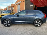 Usado Volvo XC60 Plus 350 CV (257 kW) 2024 Azul SUV