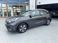 Usado Kia Niro 141 CV (103 kW) 2022 Gris / plata SUV