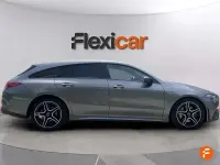 Usado Mercedes CLA200 Shooting Brake 150 CV (110 kW) 2021 Gris Familiar