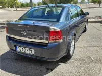 Usado Opel Vectra Elegance 120 CV (88 kW) 2007 Gris / plata Berlina
