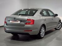 Usado Skoda Octavia Ambition 105 CV (77 kW) 2014 Beige Utilitario
