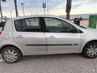 Usado Renault Clio II Authentique 75 CV (55 kW) 2009 Gris / plata Berlina