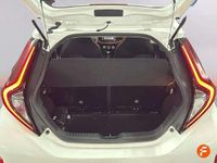 Usado Toyota Aygo Play 72 CV (52 kW) 2023 Blanco Utilitario