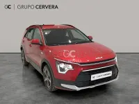 Usado Kia Niro 141 CV (103 kW) 2022 Rojo SUV