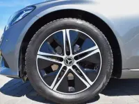Usado Mercedes 180 122 CV (89 kW) 2020 Gris Berlina