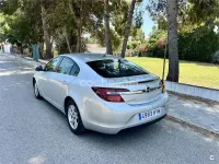 Usado Opel Insignia Selective 120 CV (88 kW) 2014 Gris / plata Berlina