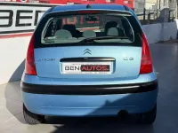 Usado Citroën C3 Exclusive 68 CV (50 kW) 2004 Azul Utilitario