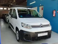 Usado Citroën Berlingo Feel 102 CV (75 kW) 2022 Blanco Monovolumen