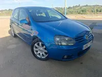 Usado VW Golf IV Highline 140 CV (102 kW) 2005 Negro Berlina