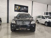 Usado Mercedes ML320 AMG Edition 1 224 CV (164 kW) 2008 Negro SUV