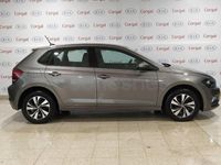 Usado VW Polo Advance 95 CV (69 kW) 2021 Gris Berlina