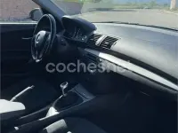 Usado BMW 118 122 CV (89 kW) 2007 Negro Utilitario
