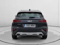 Usado Kia XCeed 120 CV (88 kW) 2022 Gris SUV