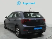 Usado VW Polo Life 110 CV (80 kW) 2022 Gris Utilitario